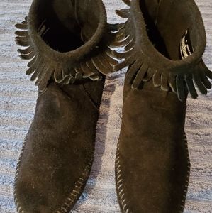 Black zip back suede boots